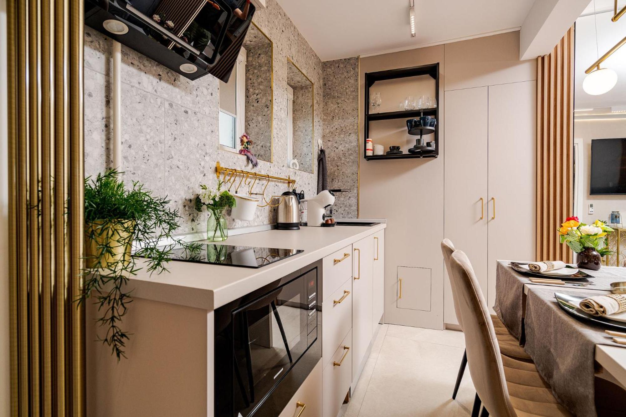 Romana Vibe Elegance In The Heart Of The City Boekarest Buitenkant foto